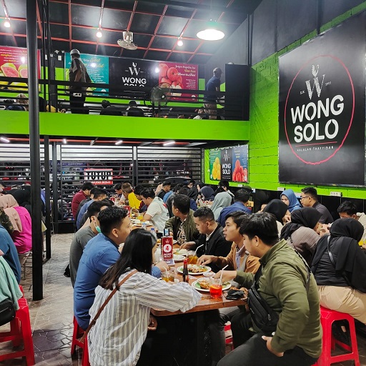 Foto keramaia outlet Wong Solo